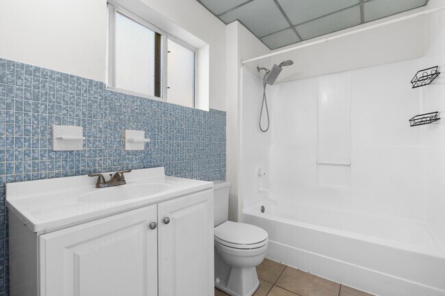 Building Photo - 170 NW 7th St