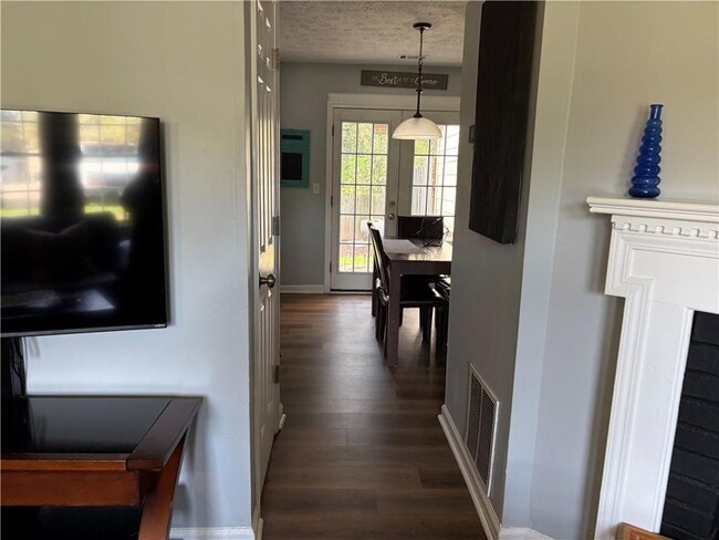 Building Photo - 5291 Stonebush Terrace