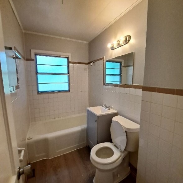 Building Photo - 837 Carrolton Rd