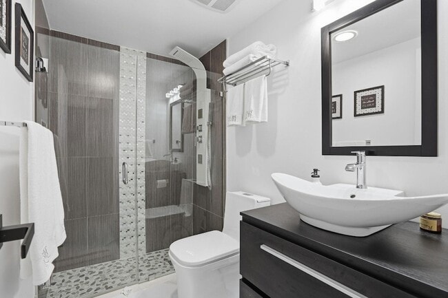 Building Photo - 7136 SW 105th Ct