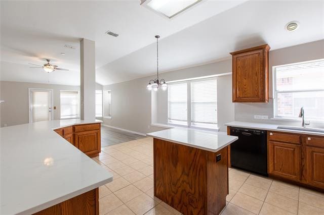 Building Photo - 1608 Woodhaven Ct