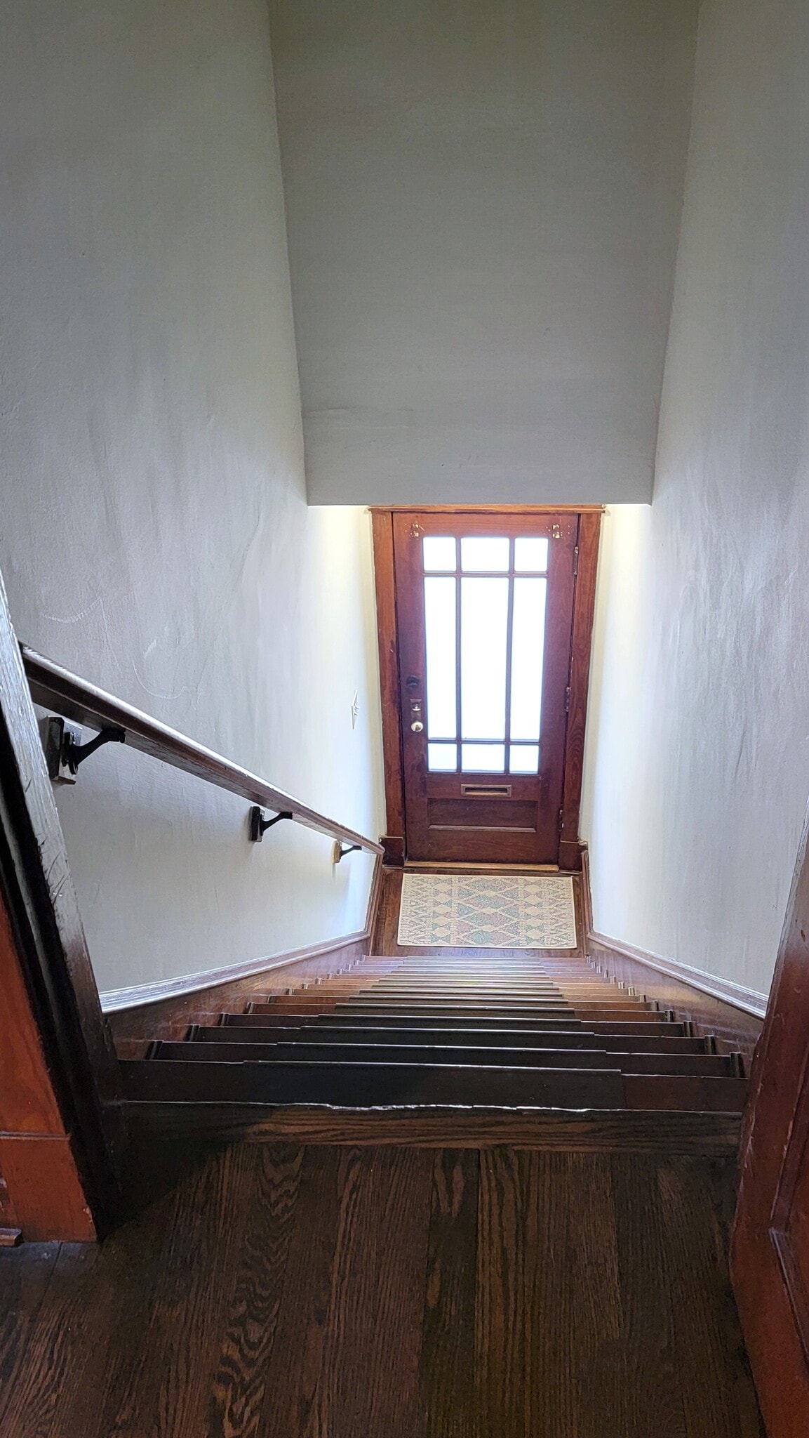 Building Photo - 5537 Holly Hills Ave