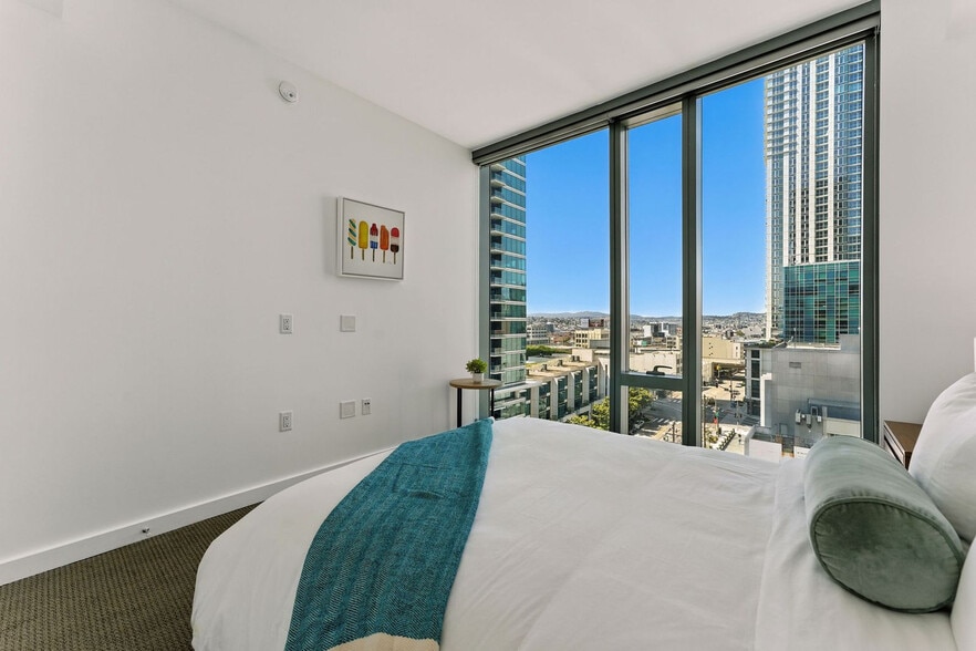 Building Photo - 399 Fremont St