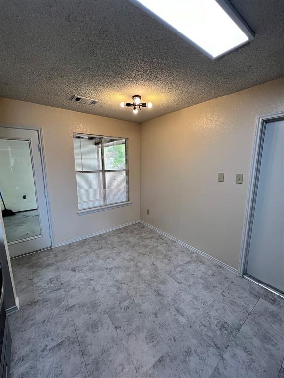 Building Photo - 16202 Edgerly Ct