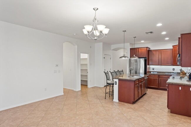 Building Photo - 8623 N Western Juniper Terrace