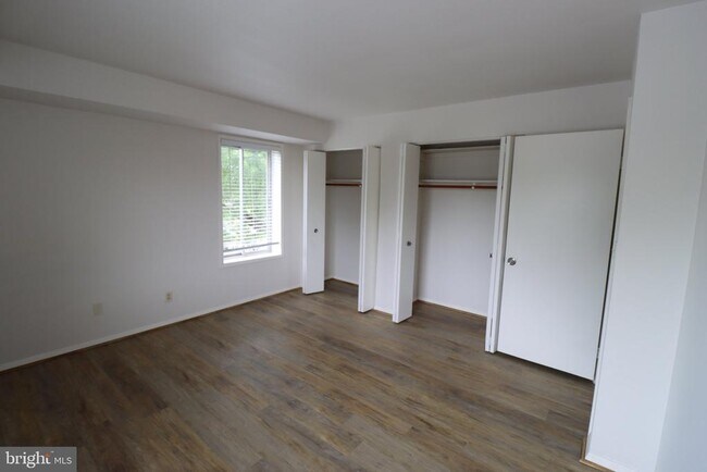Building Photo - 10850 Green Mountain Cir