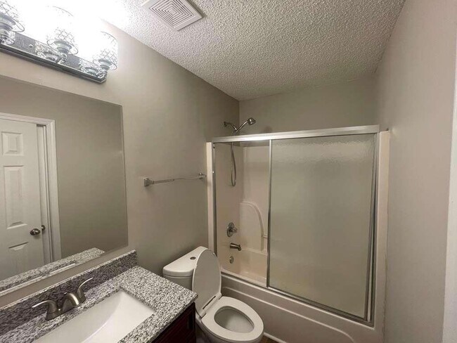 Building Photo - 408 Canoga Ct