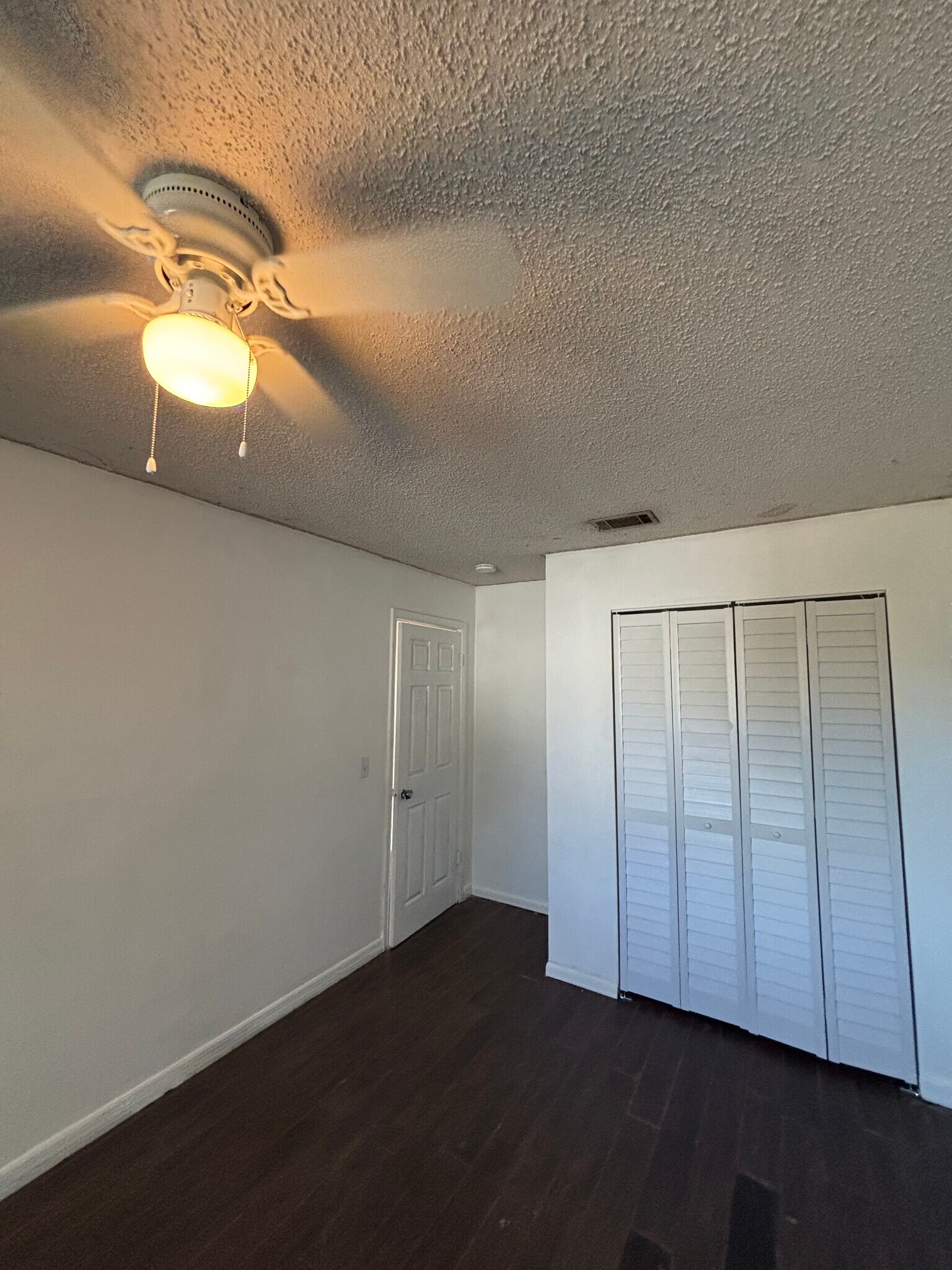 Building Photo - 5148 Tennis Court Cir