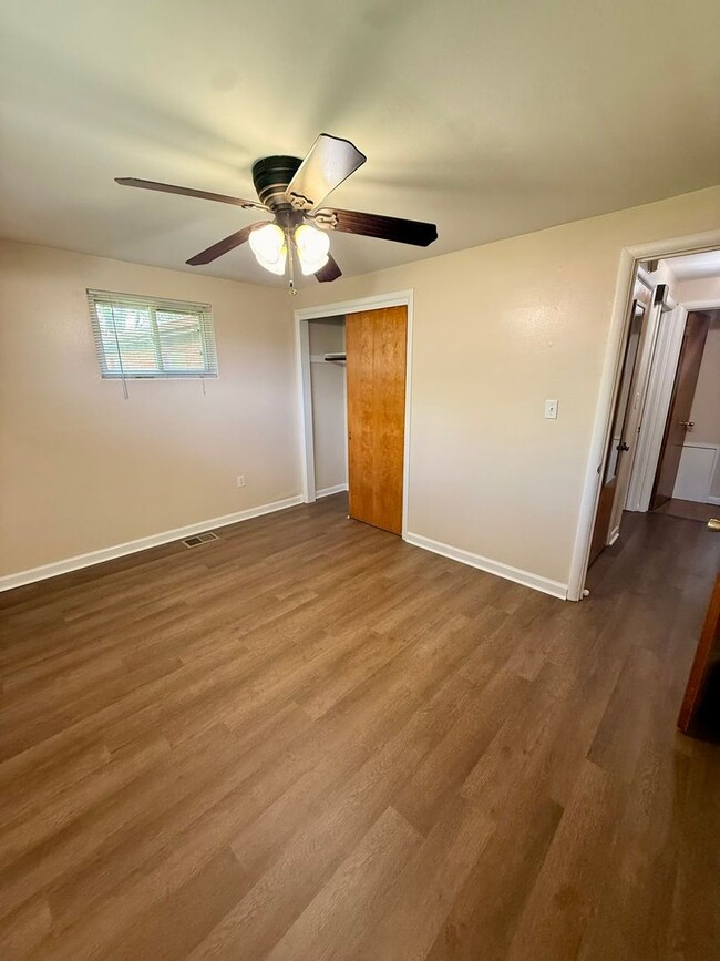 Building Photo - 954 Brubaker Dr