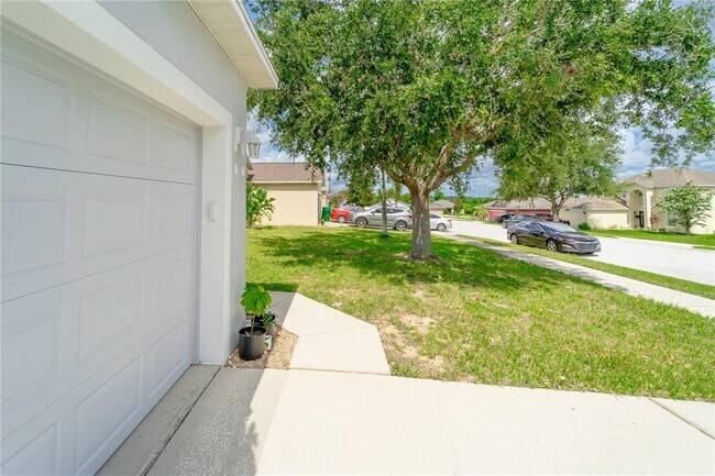 Building Photo - 525 Ridges Dr