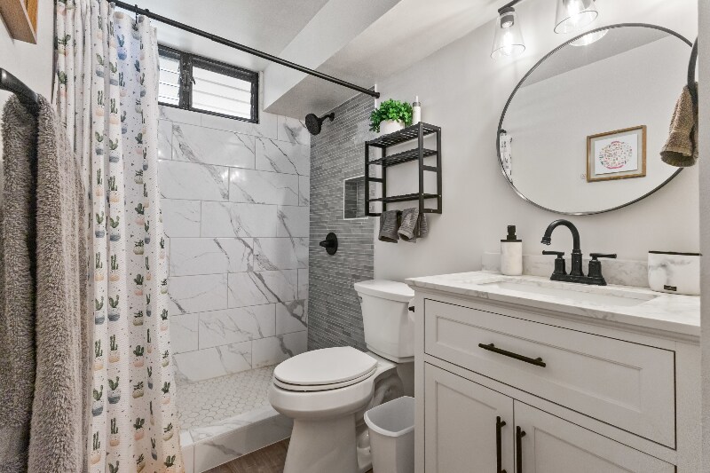 Building Photo - 909 Coolidge St