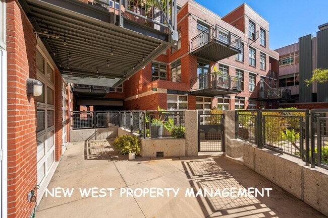 Building Photo - Expansive East Village 2-Bedroom at Parklo...