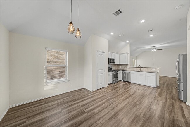 Building Photo - 3715 Singing Flower Ln