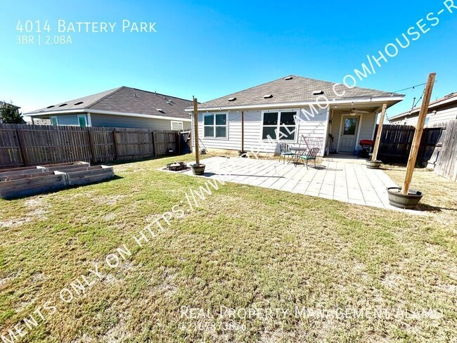 Building Photo - Coming Soon! 3 Bedroom / 2 Bath Home In Co...