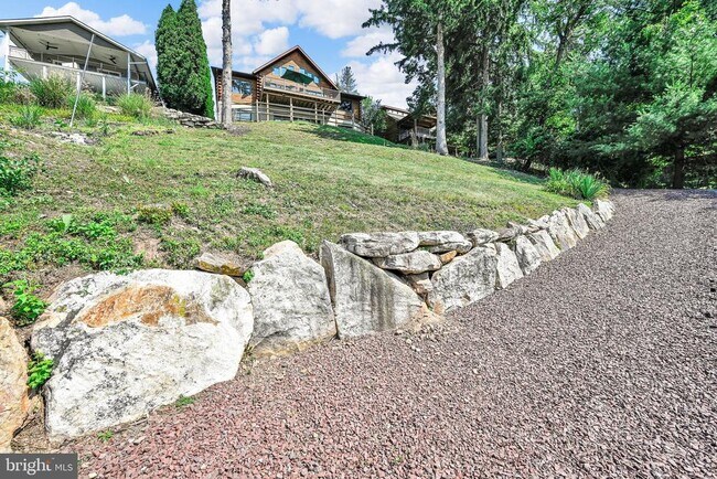 Building Photo - 1506 Wynonah Dr