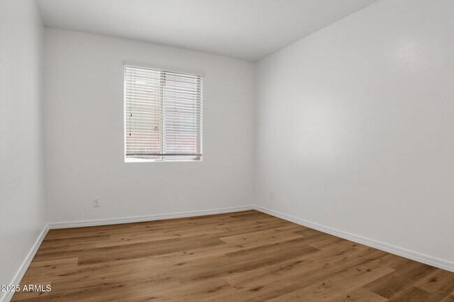 Building Photo - 11723 W Port Au Prince Ln