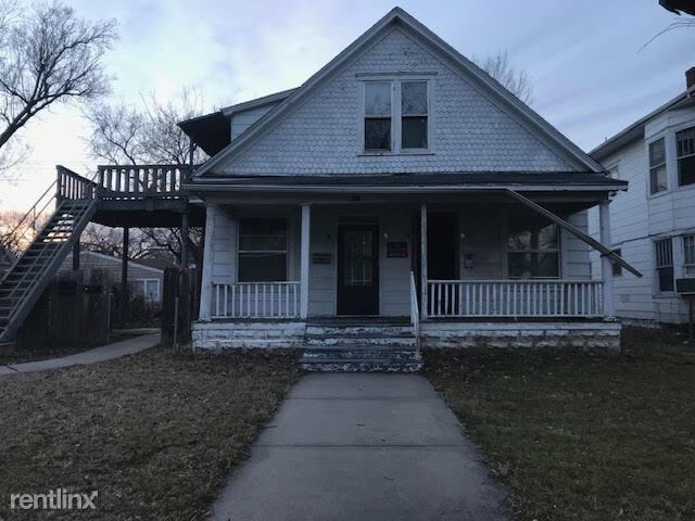 Primary Photo - 941 S Main St