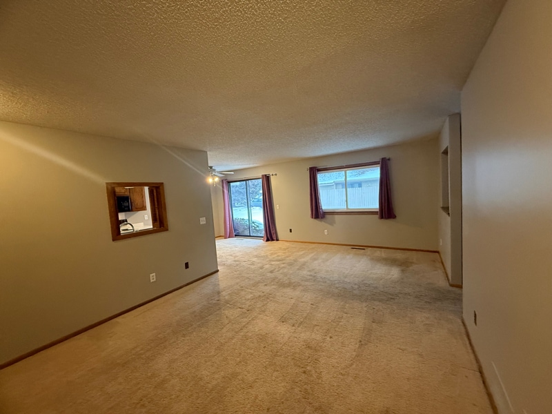 Building Photo - 14913 Echo Way