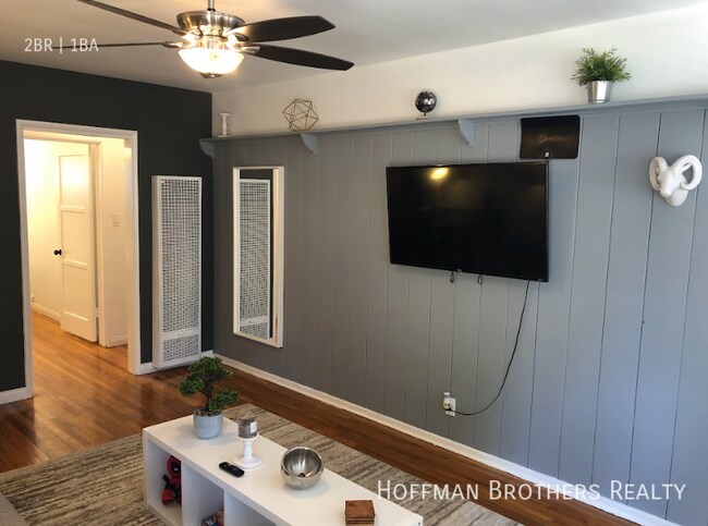 Building Photo - 12429 Chandler Blvd