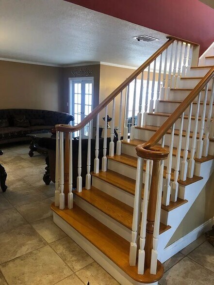 Building Photo - 6412 Windwood Ct