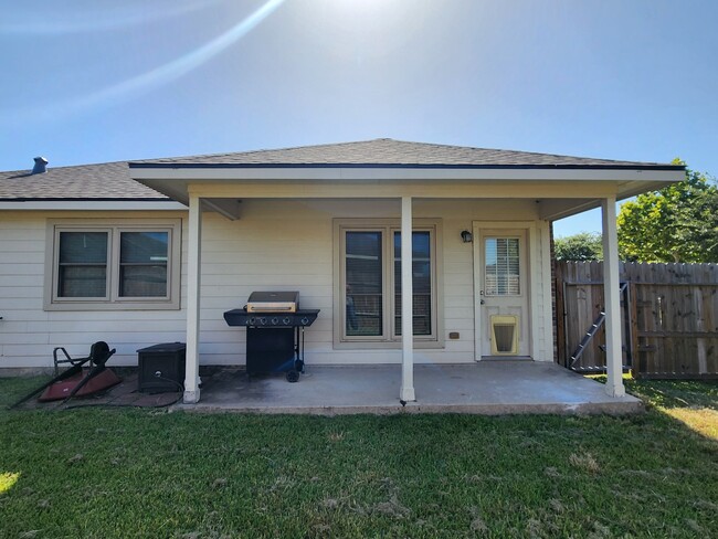 Building Photo - 11742 Fortune Park Dr