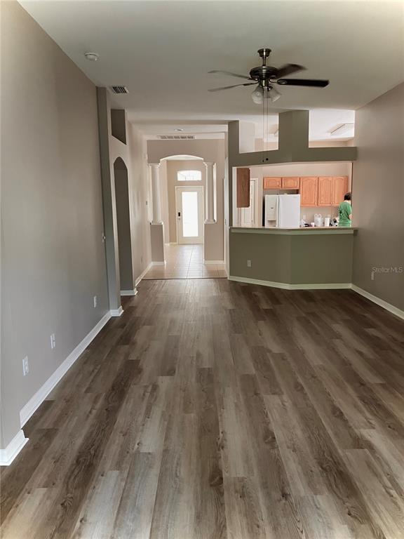 Building Photo - 15848 Leatherleaf Ln