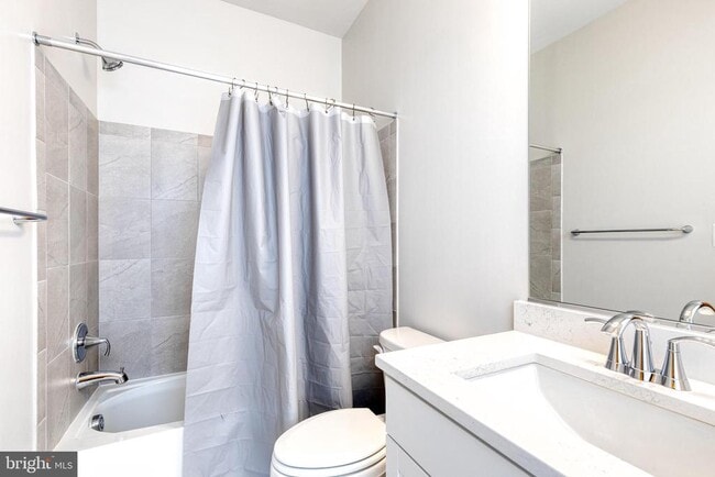 Building Photo - 297 Freshet Ln