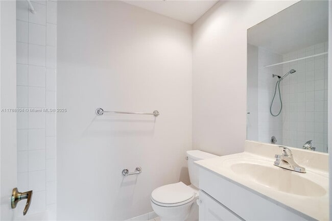 Building Photo - 9818 SW 111th Terrace