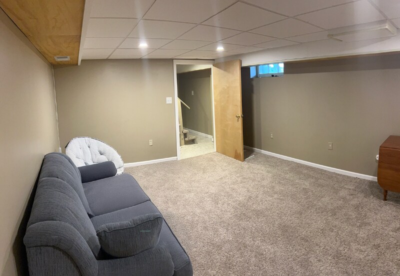 Building Photo - 2409 Spring St