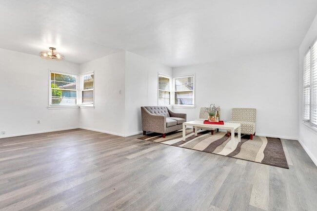 Building Photo - 4223 Temescal Ave
