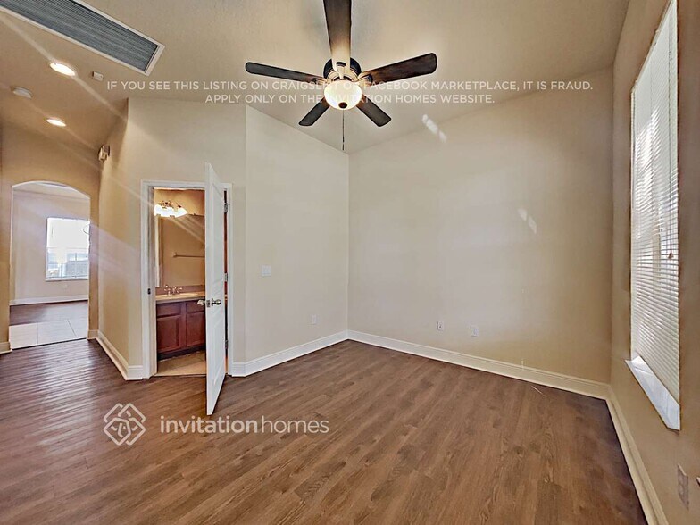 Building Photo - 6115 Churchside Dr