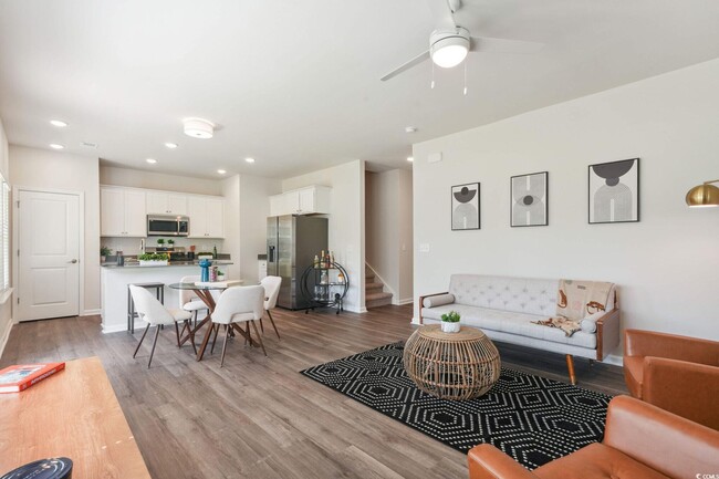 Building Photo - 300 Champions Blvd