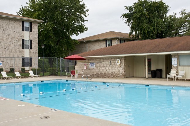 Chesterfield Apartments WinstonSalem, NC Apartment Finder