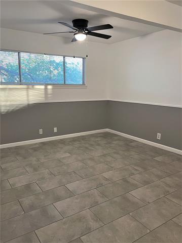 Building Photo - 401 Betchan Dr