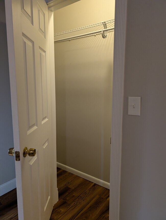 Building Photo - 46 N Fulton St