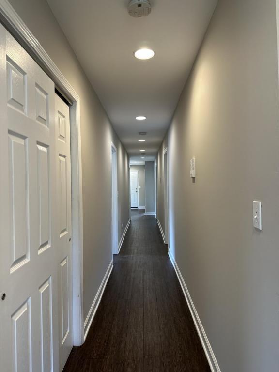 Building Photo - 5320 S Wabash Ave