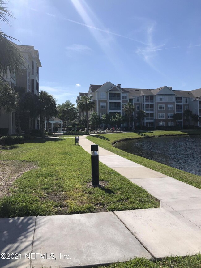 Building Photo - 11251 Campfield Dr