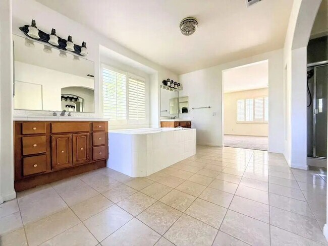 Building Photo - 5BD/4.5BA, 3,500 sq. ft. San Marcos Home