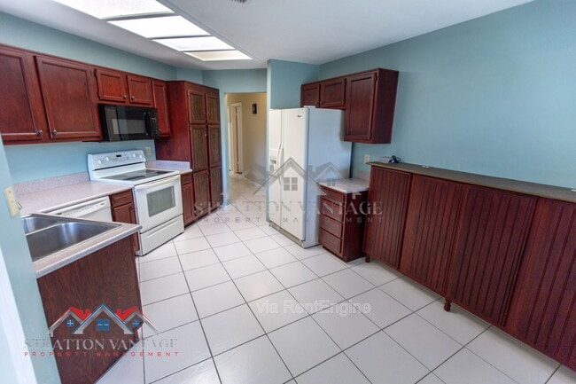 Building Photo - 4725 E Brown Rd