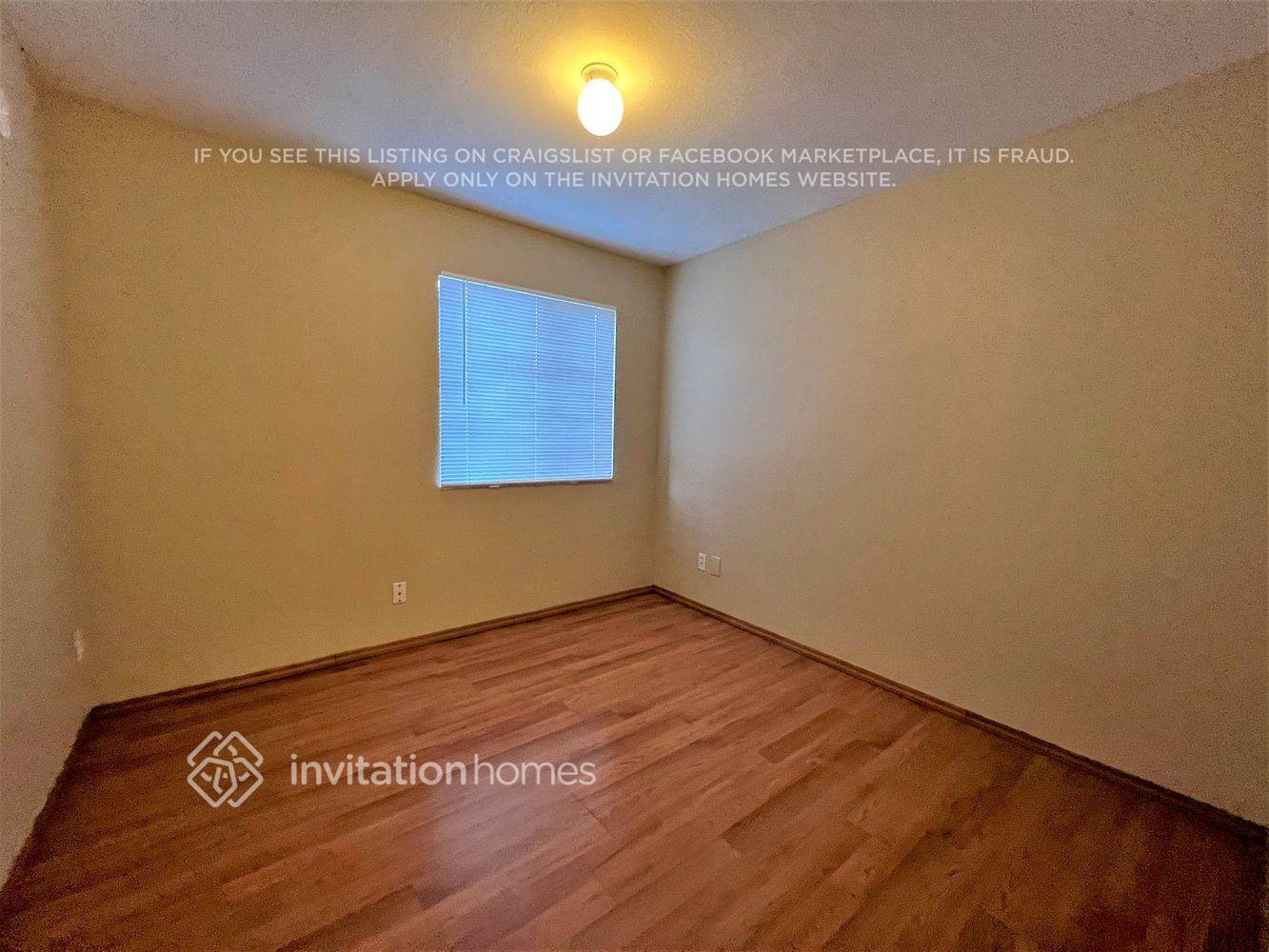 Building Photo - 5626 N 71st Ave