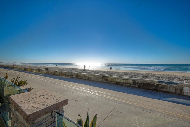 Building Photo - 3285 Ocean Front Walk