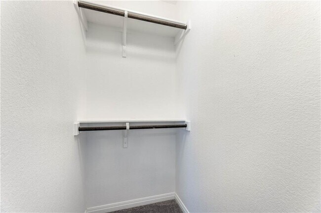 Building Photo - 5413 Traviston Dr