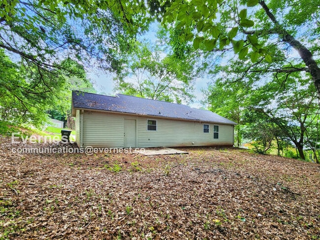Building Photo - 415 Reed Way