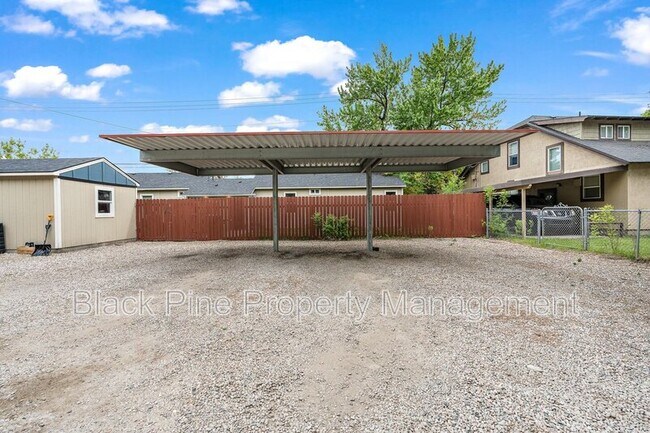 Building Photo - 4820 W.Franklin St.