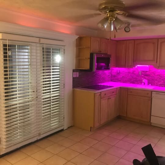 Building Photo - 44334 Village Dr