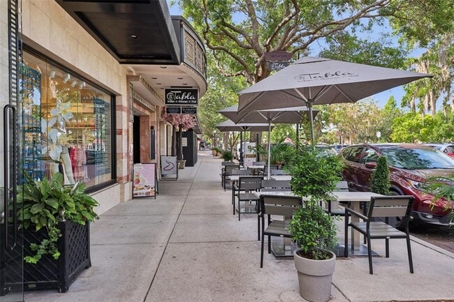 Building Photo - 730 W Swoope Ave