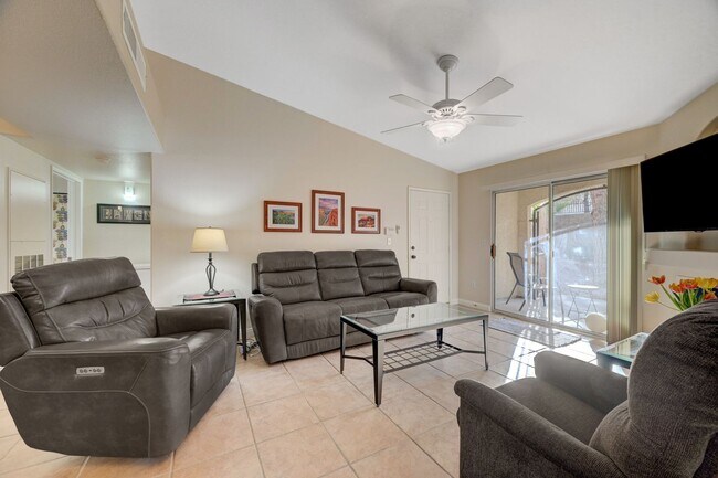 Building Photo - 7885 W Flamingo Rd