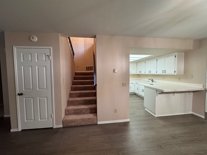 Building Photo - 1212 Jamie Loop