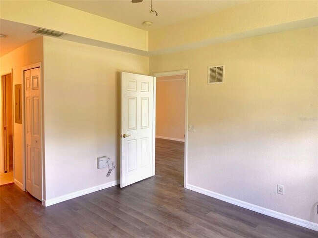 Building Photo - 5771 Sabal Trace Dr
