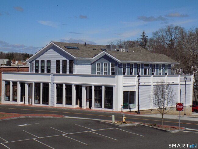 Building Photo - 33 Elm St